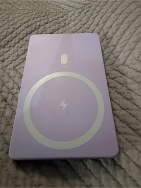 IHome Portable MagSafe-style Wireless Charger - Lavender